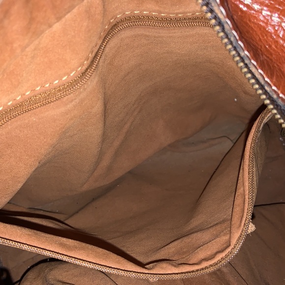 Patricia Nash zipper tote distressed leather - Picture 8 of 10
